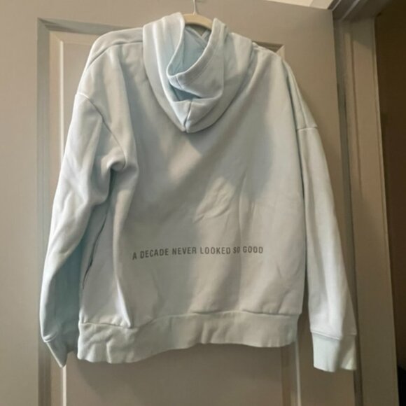 Fabletics Go-To Hoodie - Picture 4 of 8